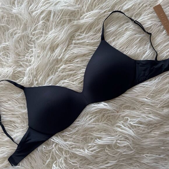 Skims Wireless Form Push up Bra Onyx Size 32D - Picture 2 of 9